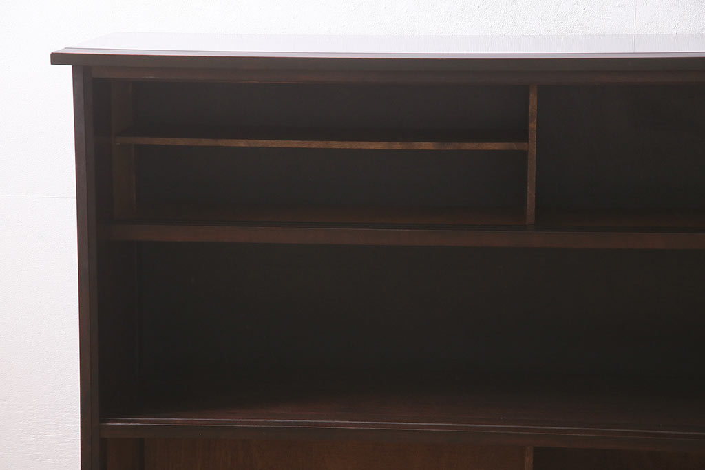 中古　九州民芸家具　シックでモダンなデザインのサイドボード(収納棚、食器棚、茶棚)(R-046510)