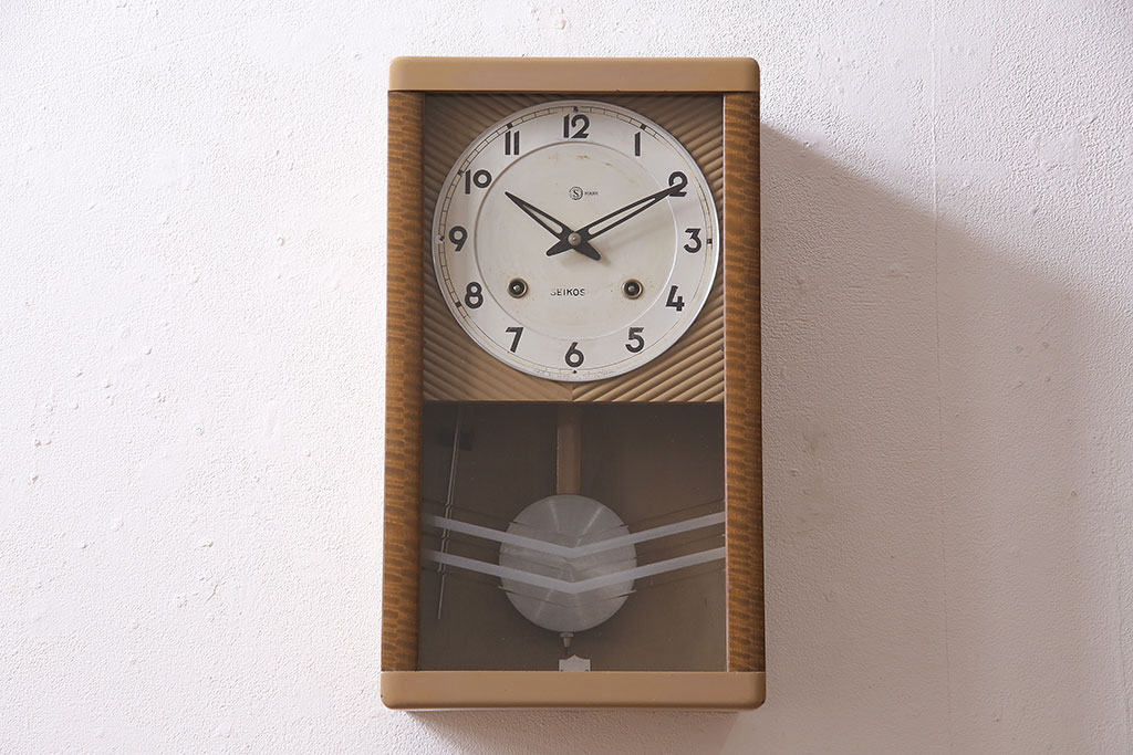 アンティーク時計　昭和中期　SEIKO(セイコー)　ゼンマイ式　やさしい色合いの掛け時計(柱時計、振り子時計)(R-046511)