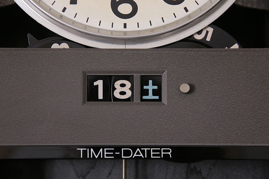 アンティーク時計　昭和中期　SEIKO(セイコー)　ゼンマイ式　カレンダー付き　30DAY　渋いデザインの掛け時計(柱時計、振り子時計)(R-046512)