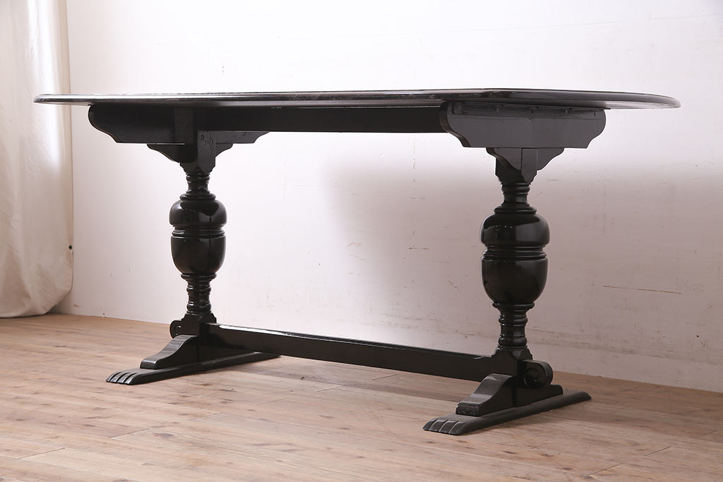 イギリスビンテージ　バルボスレッグがエレガントな高級感を引き立てるダイニングテーブル(4人掛け、食卓)(R-046607)