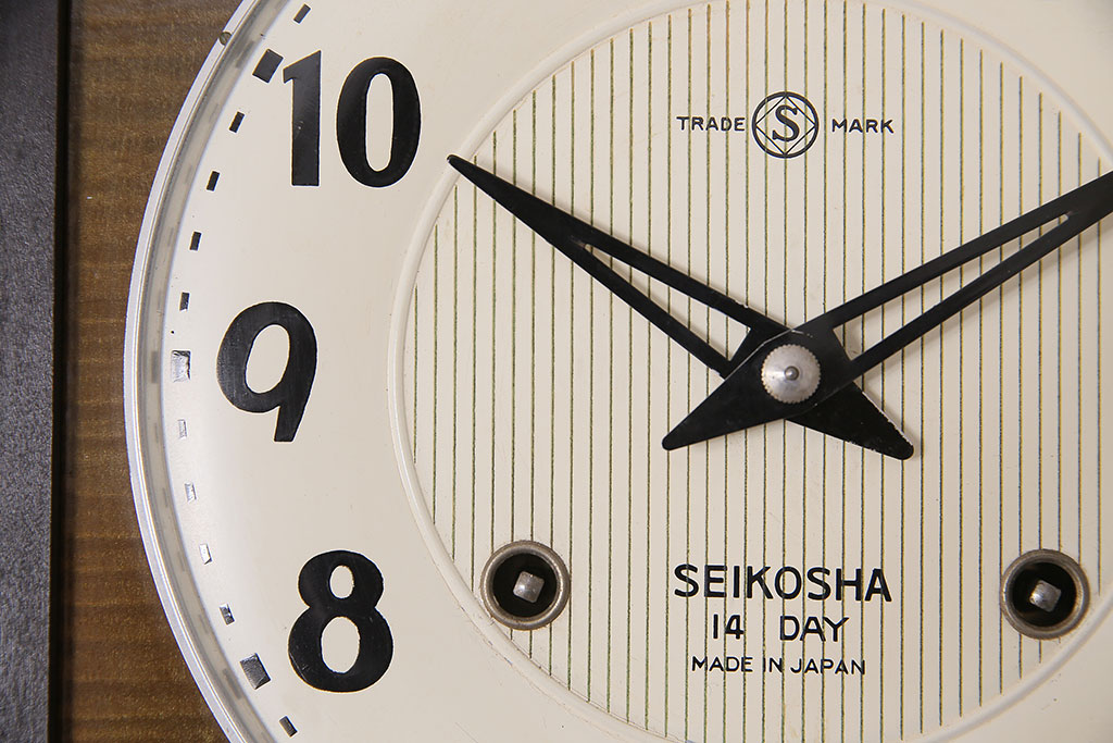 アンティーク時計　昭和中期　精工舎(SEIKOSHA、セイコー)　ゼンマイ式　14DAY　スタイリッシュなデザインが魅力の柱時計(掛け時計、振り子時計)(R-046735)