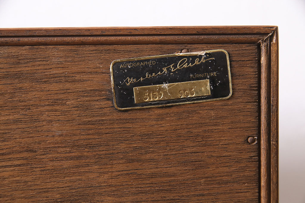ヴィンテージ家具　イギリス　HERBERT E. GIBBS(ハーバート・E・ギブス)　チーク材　洗練された佇まいが魅力的なキャビネット(本箱、ブックケース、収納棚、ビンテージ)(R-046754)