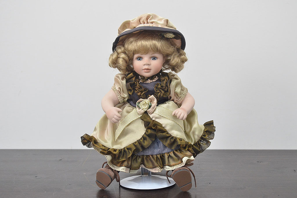 CASCO　ビスクドール　Cadeaux　Porcelain　doll　陶器人形(R-046773)