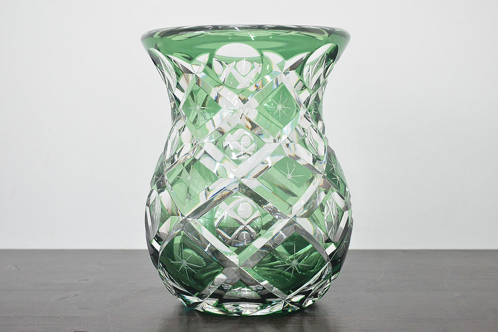 各務満　クリスタル　花瓶(緑切子、カガミクリスタル、花器、フラワーベース)(R-046797)