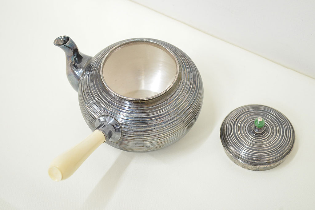 純銀製　急須195g(銀瓶、茶道具)(R-046823)