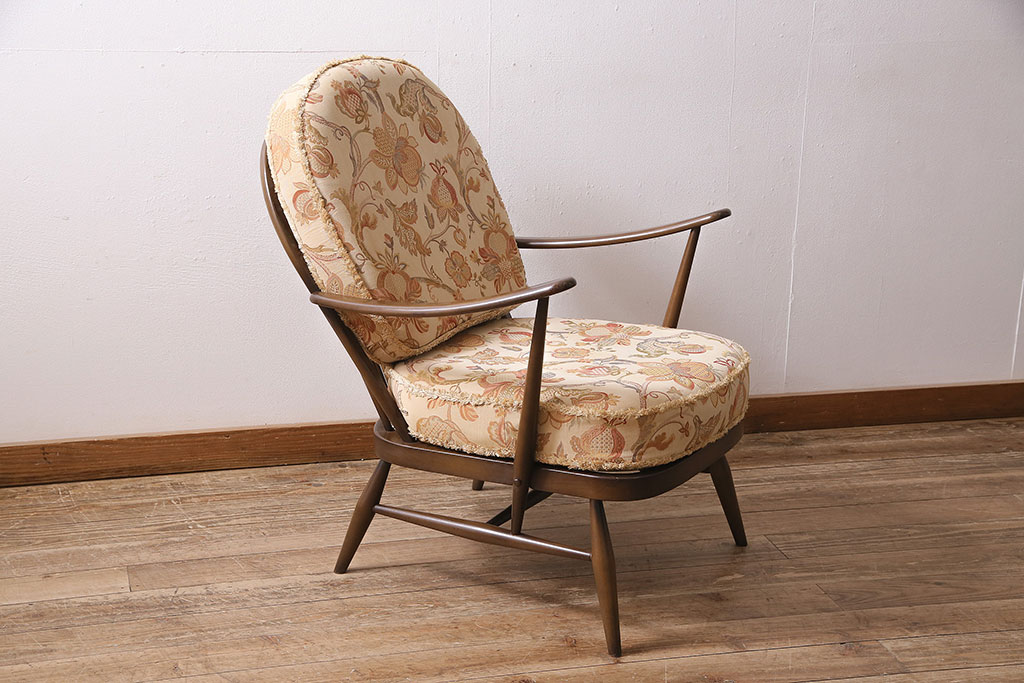 中古美品　ERCOL(アーコール)　淡い花柄のファブリックがお洒落な1人掛けソファ(ラウンジチェア、アームチェア、椅子、1シーターソファ)(R-046913)