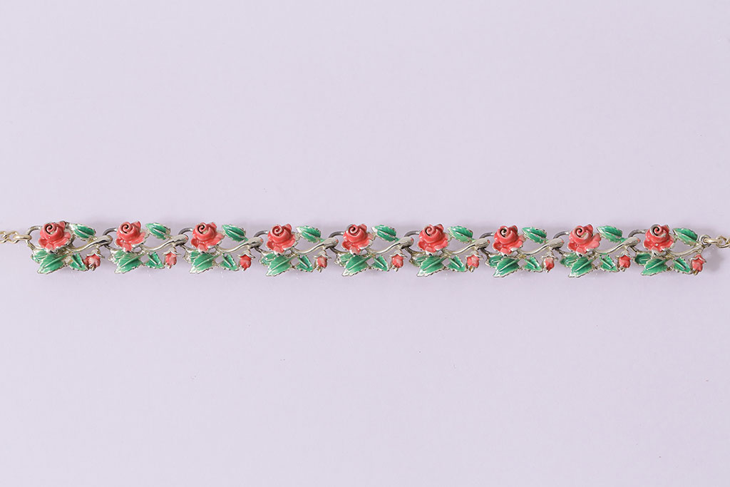 ヴィンテージアクセサリー　Exquisite　of　Solifull　薔薇飾り　ネックレス(ROSE、バラ、メタル、エナメル、ビンテージ)(R-047005)