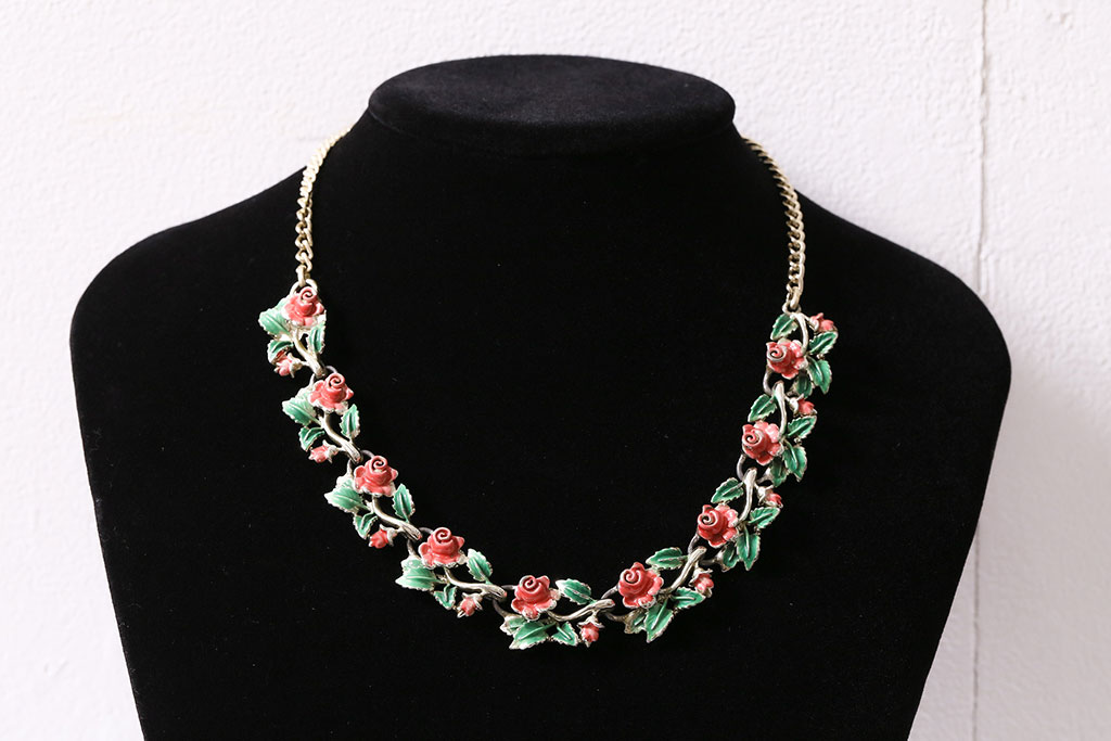 ヴィンテージアクセサリー　Exquisite　of　Solifull　薔薇飾り　ネックレス(ROSE、バラ、メタル、エナメル、ビンテージ)(R-047005)