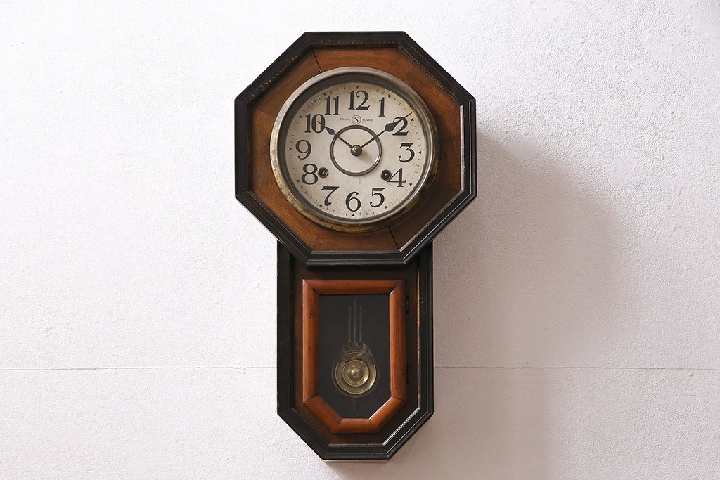 アンティーク時計　精工舎　TRADE(S)MARK　トレードマーク　SEIKO　セイコー　ゼンマイ式　 コントラストが魅力的な八角型柱時計(SEIKOSHA、振り子時計、掛け時計、古時計)(R-047032)