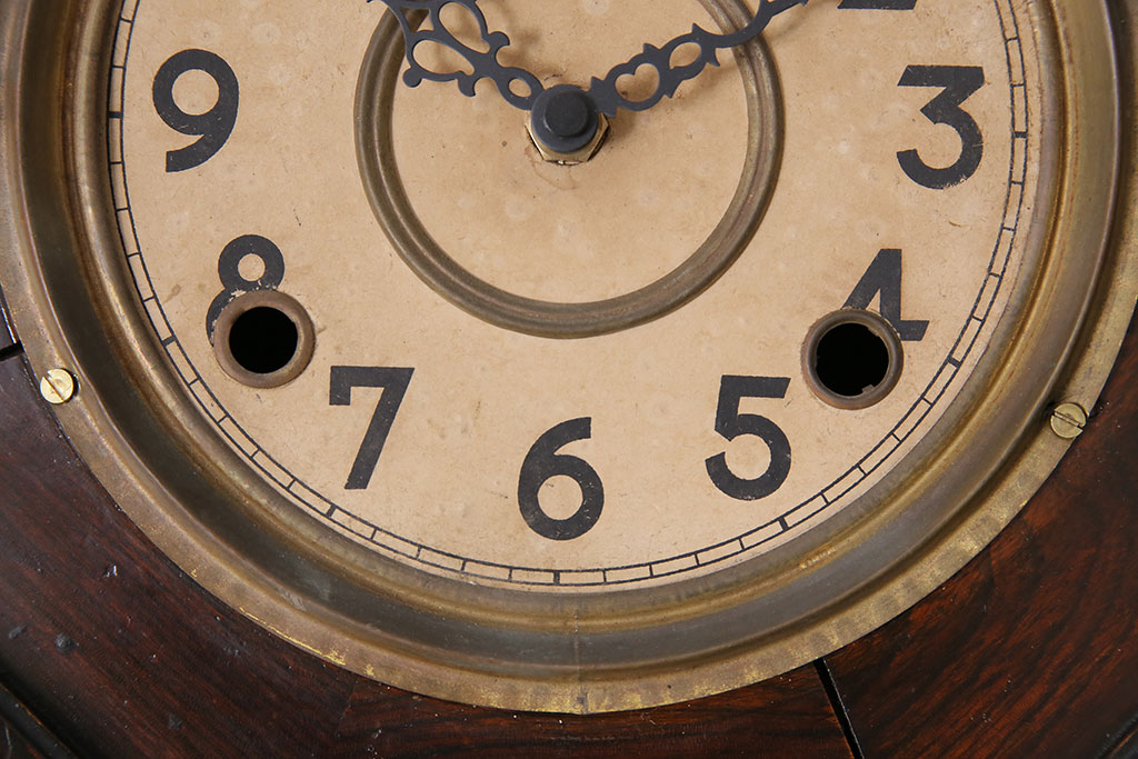 アンティーク時計　愛知県時計製造共同組合(AICHIKEN　CLOCK-MAKERS'　UNION'S　MARK)　電池式　年月を重ねた趣溢れる八角型柱時計(掛け時計、古時計)(R-047033)