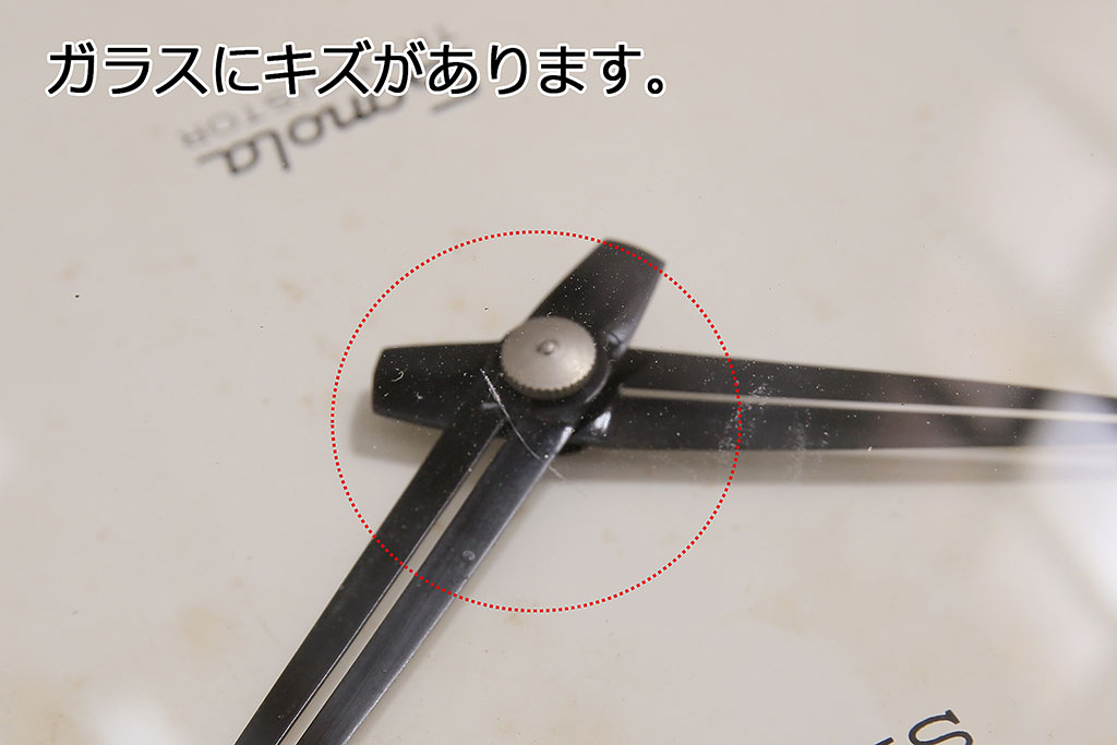 アンティーク時計　昭和レトロ　SEIKO　Sonola(セイコー・ソノーラ)　電池式　カレンダー付き　レトロな雰囲気漂う掛け時計(トランジスタ時計、柱時計)(R-047034)