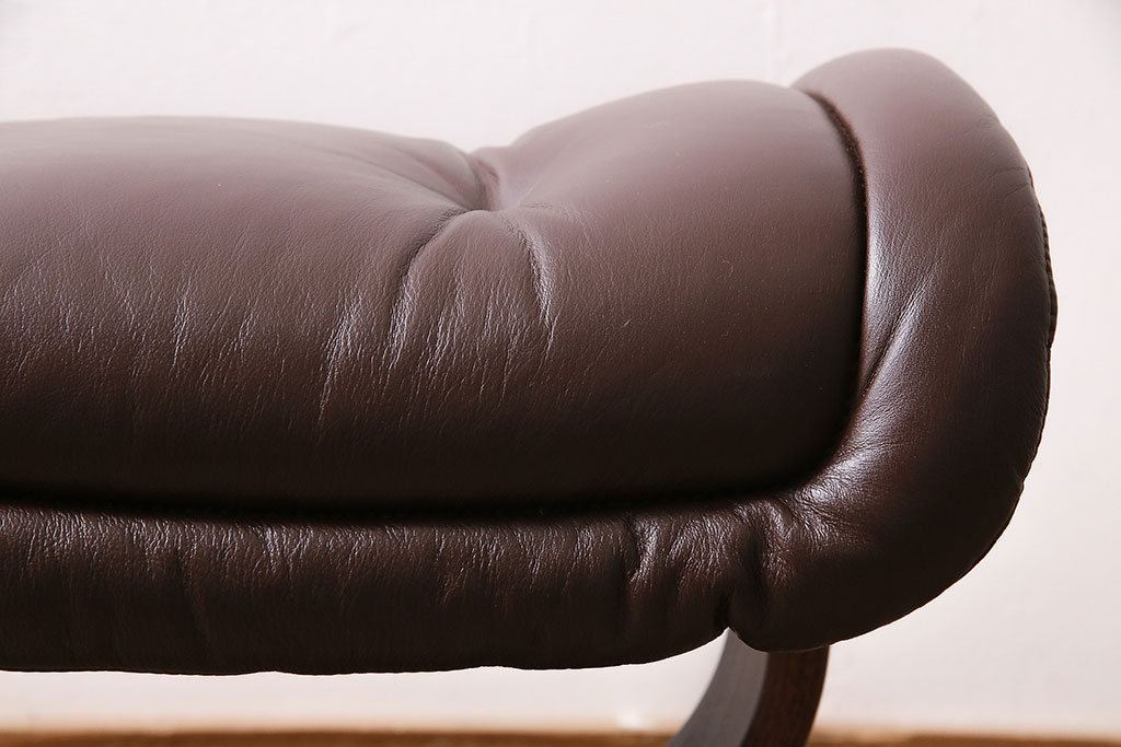 中古　EKORNES(エコーネス)　本革　ロイヤルシリーズ　オットマン付き　ストレスレスチェア(定価約46万円)(リクライニングチェア、アームチェア、椅子)(R-047035)