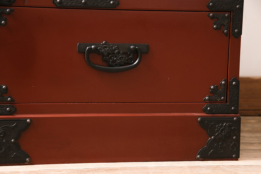中古　民芸家具　ディスプレイにおすすめ!朱塗りが上品なミラー付き飾り棚(キャビネット、和タンス)(R-047091)