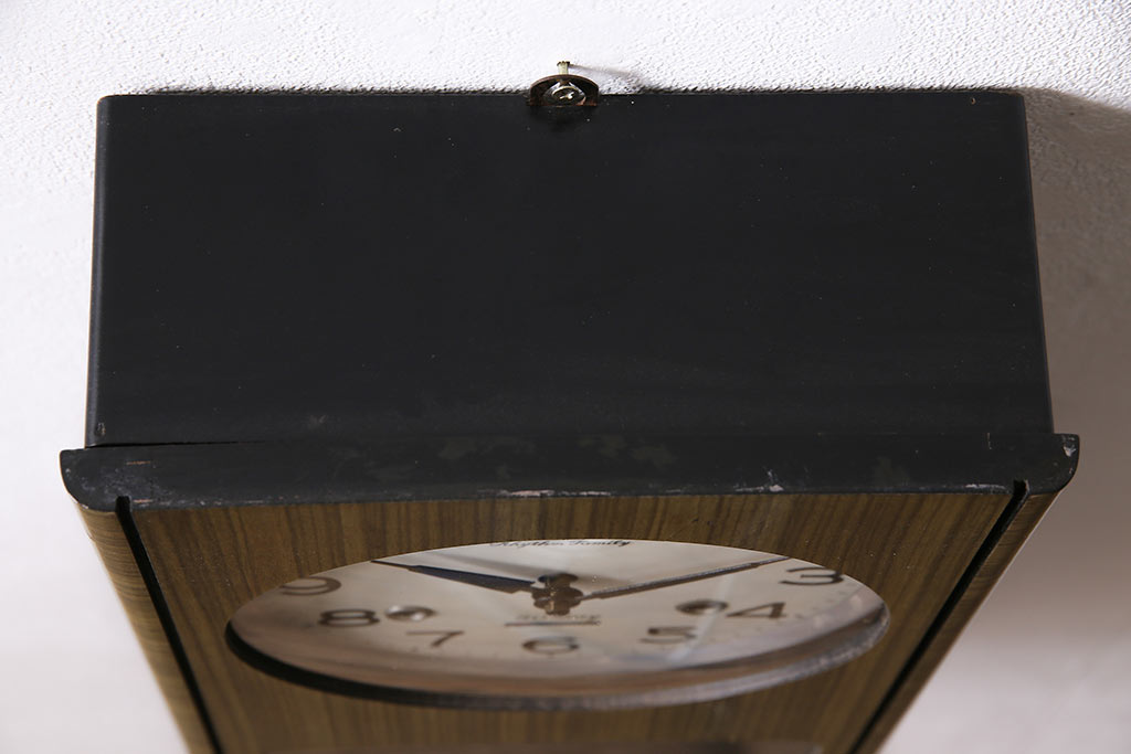 アンティーク時計　昭和レトロ　昭和中期　Rhythm Family　30DAY 　ゼンマイ式　昔懐かしい雰囲気溢れる振り子時計(掛け時計、柱時計、古時計)(R-047101)