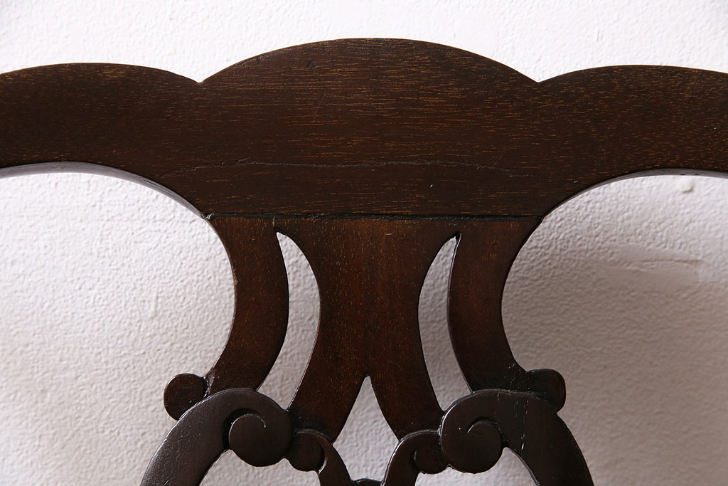 フランスアンティーク　マホガニー材　高級品!華奢なシルエットと背もたれの意匠が美しいチェア(サロンチェア、アームチェア、椅子)(R-047110)