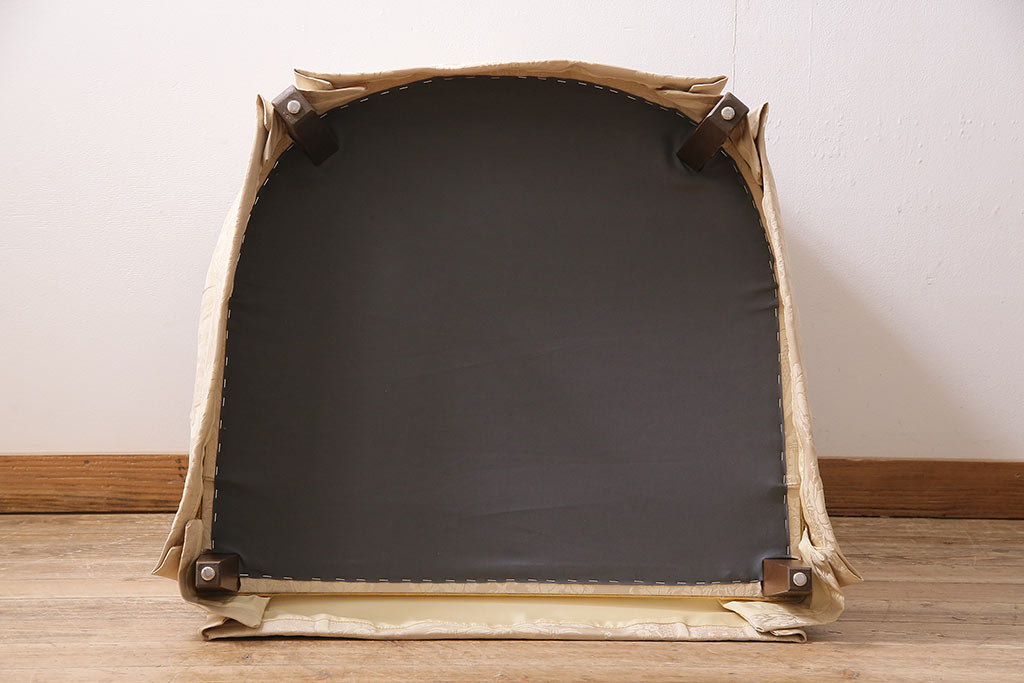 中古　DREXEL HERITAGE(ドレクセルヘリテイジ)　Upholstery(アップホルスタリー)　優美なひとときを演出する1人掛けソファ(定価約62万円)(シングル、アームソファ、チェア)(R-047112)