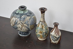 壺屋焼　金城敏男　花瓶など3点(魚文、金城次郎?、琉球)(R-047162)