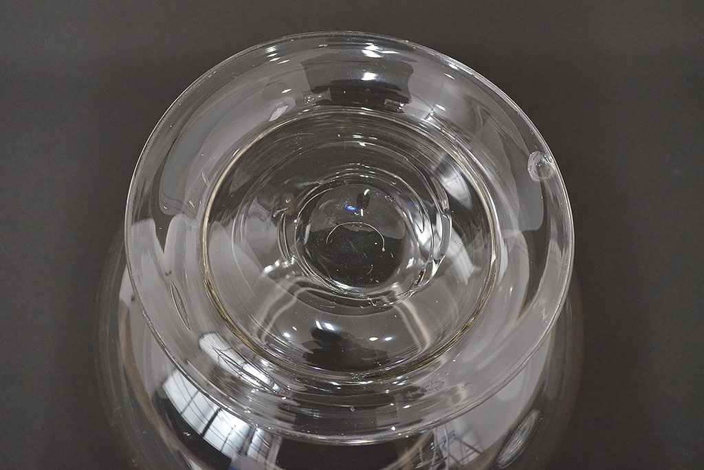 レトロ雑貨　昭和レトロ　丸いフォルムが愛らしい地球瓶(ガラス瓶、ガラスビン)(R-047179)