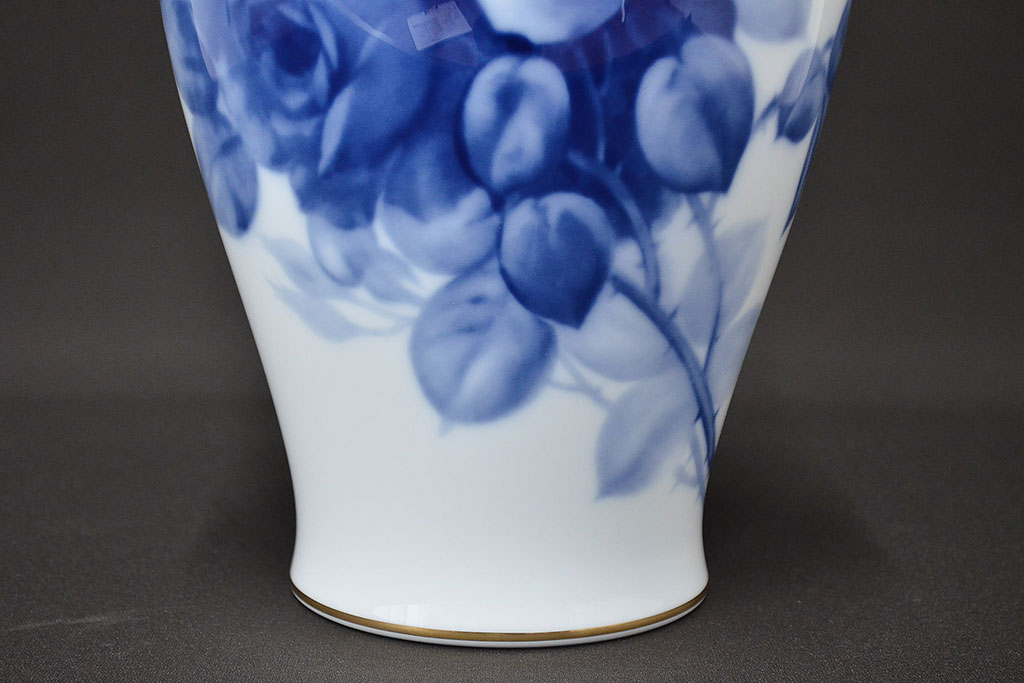 大倉陶園　ブルーローズ　金蝕バラ　花瓶2点セット　定価91,800円(花器、フラワーベース)(R-047188)
