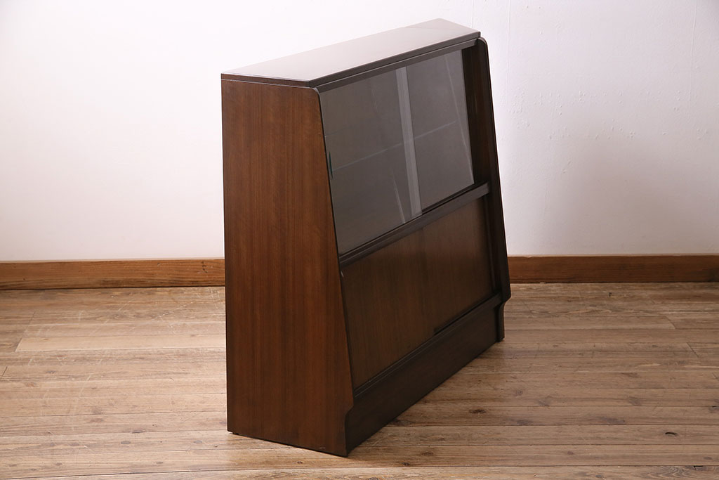 ヴィンテージ家具　北欧ビンテージ　G-PLAN(ジープラン)　チーク材　ミッドセンチュリースタイルにおすすめなブックケース&ディスプレイキャビネット(収納棚、戸棚、本箱、キャビネット)(R-047204)