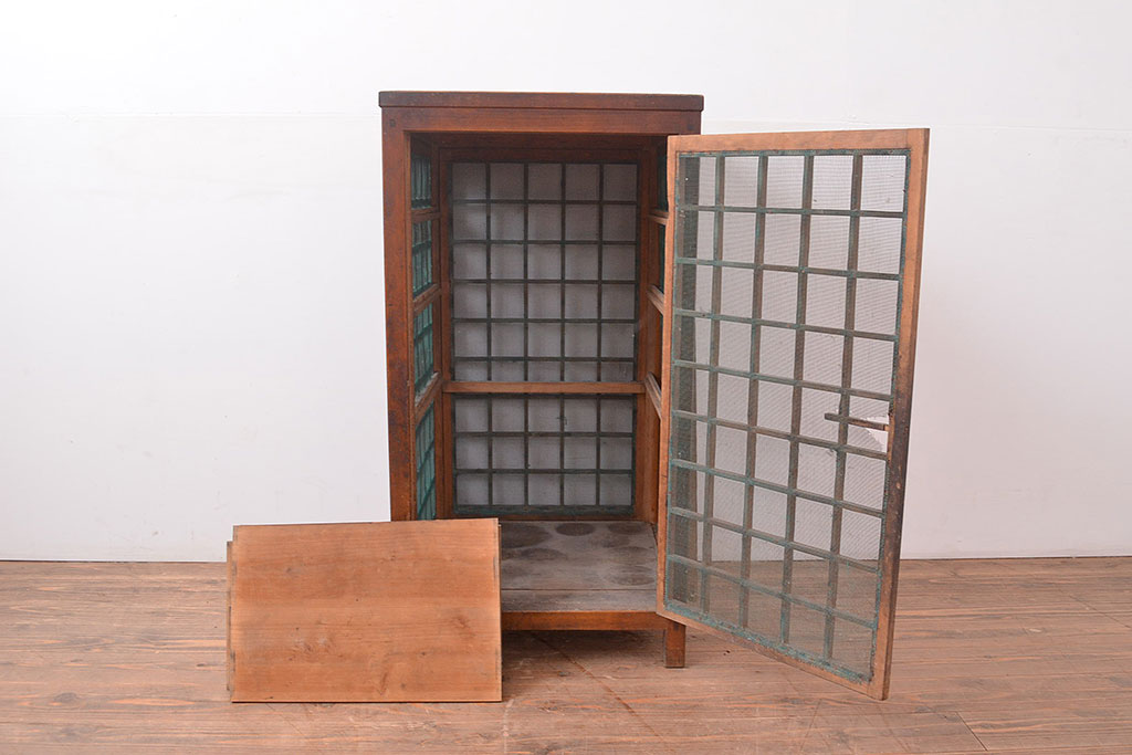 和製アンティーク　シンプルな格子デザインが素敵な蠅帳収納棚(はえ帳、はい帳、戸棚、キャビネット)(R-047227)