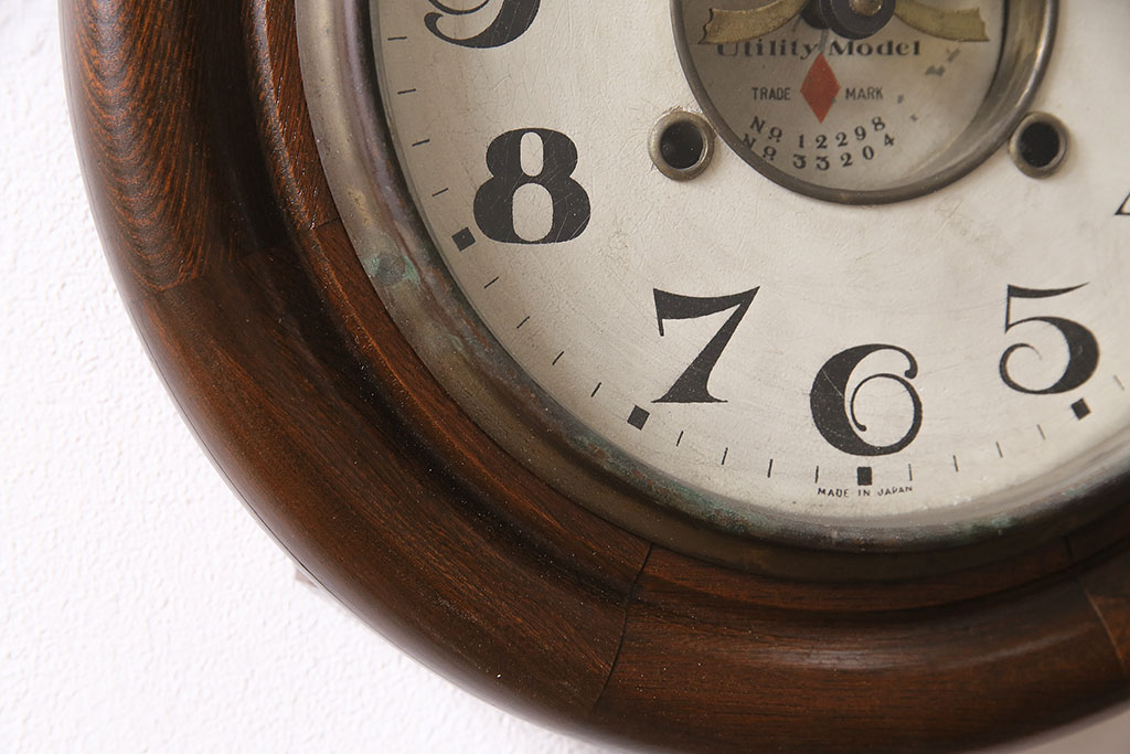 アンティーク時計　8DAY CLOCK　お洒落なディスプレイとして活躍してくれる赤菱式改良掛時計(柱時計、壁掛け時計、ディスプレイ時計)(R-047277)
