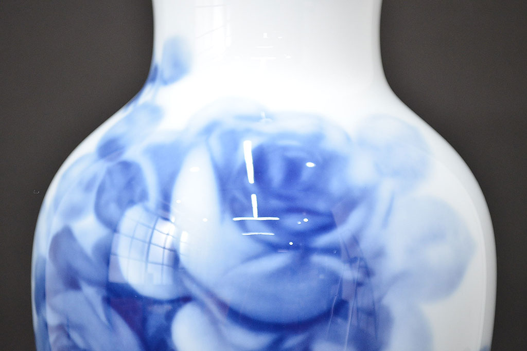 大倉陶園　ブルーローズ　花瓶　定価43,200円(花器、フラワーベース)(R-047467)