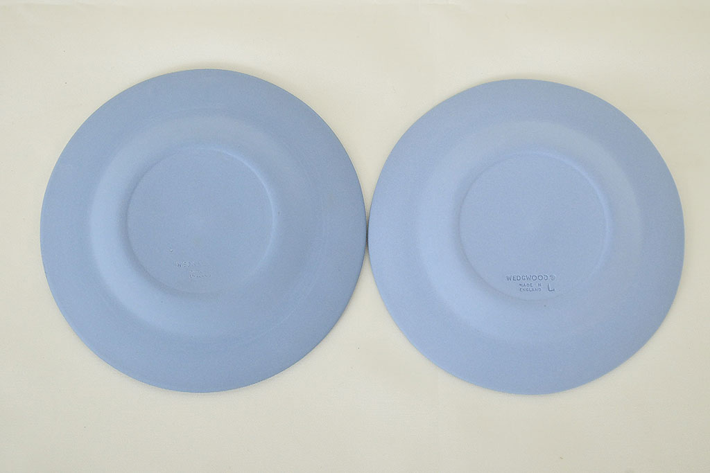 ウェッジウッド　WEDGWOOD　CAVENDISH　カップ&ソーサーなど4点(ジャスパー、ハートBOX、灰皿、アッシュトレイ)(R-047512)