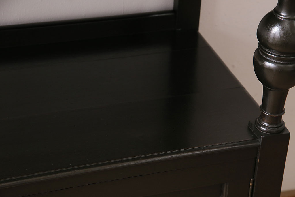 アンティーク　オーク材製　イギリスから届いた上品なデザインが魅力的なサービングテーブル(サービングボード、サイドボード、収納棚、戸棚)(R-047520)
