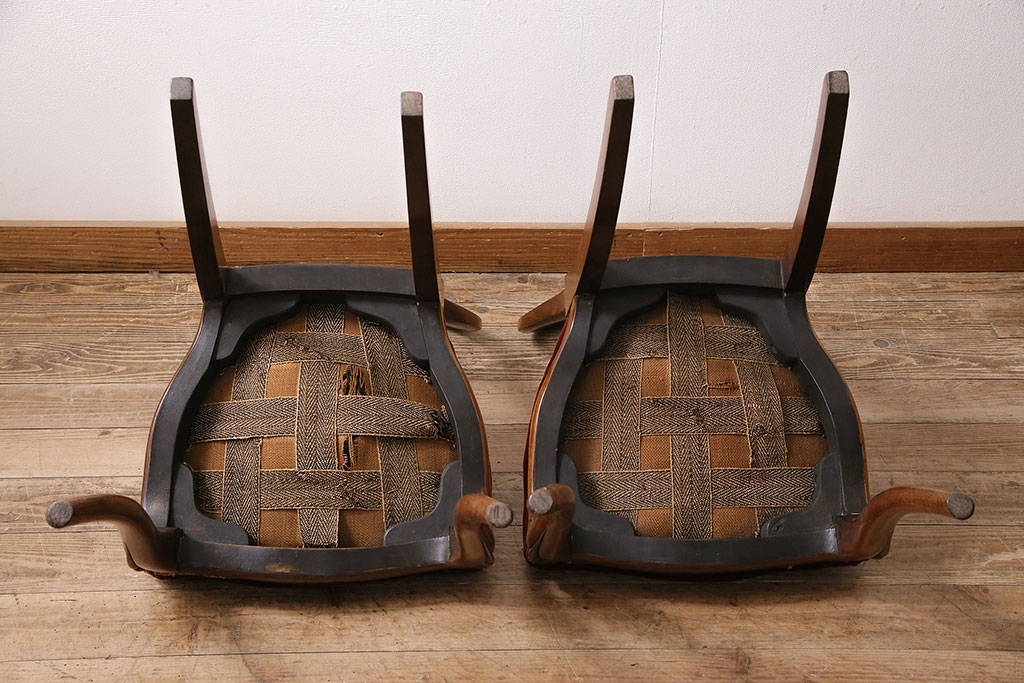 フランスアンティーク　ウォールナット材　気品漂う上質な空間作りにおすすめのチェア2脚セット(ダイニングチェア、椅子)(R-047525)