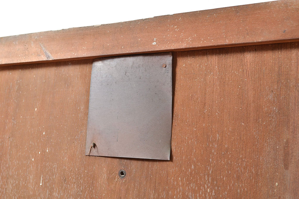 和製アンティーク　前面ヒノキ材　ノスタルジックな空間を高める戸棚(収納棚、キャビネット、食器棚、サイドボード)(R-047593)