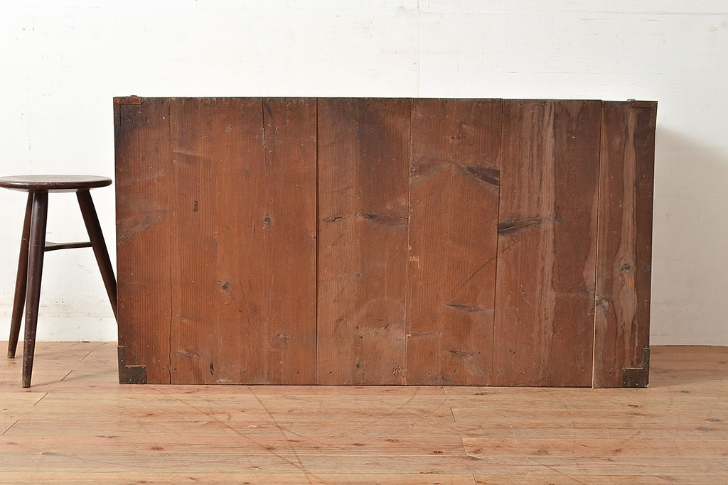 和製アンティーク　ケヤキの木目が和の趣を演出する仙台箪笥(重ね箪笥、時代箪笥、衣装箪笥)(R-047602)