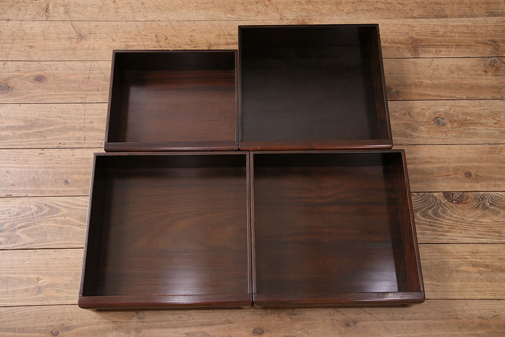 中古　国産指物家具　紫檀(シタン)材　高級品!漆塗りが上品な和の雰囲気を醸し出す飾り棚(茶棚、違い棚、戸棚、収納棚)(R-047625)