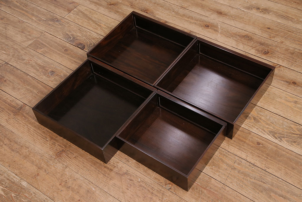 中古　国産指物家具　紫檀(シタン)材　高級品!漆塗りが上品な和の雰囲気を醸し出す飾り棚(茶棚、違い棚、戸棚、収納棚)(R-047625)