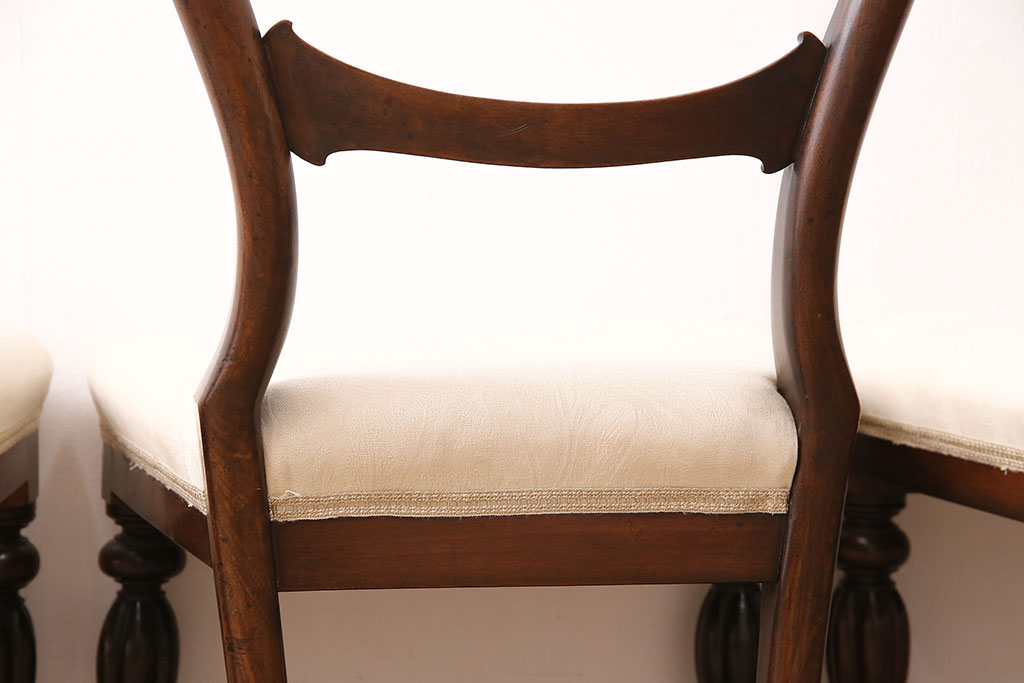 フランスアンティーク　ウォールナット材　高級感漂う優美な佇まいのチェア4脚セット(ダイニングチェア、椅子)(R-047658)