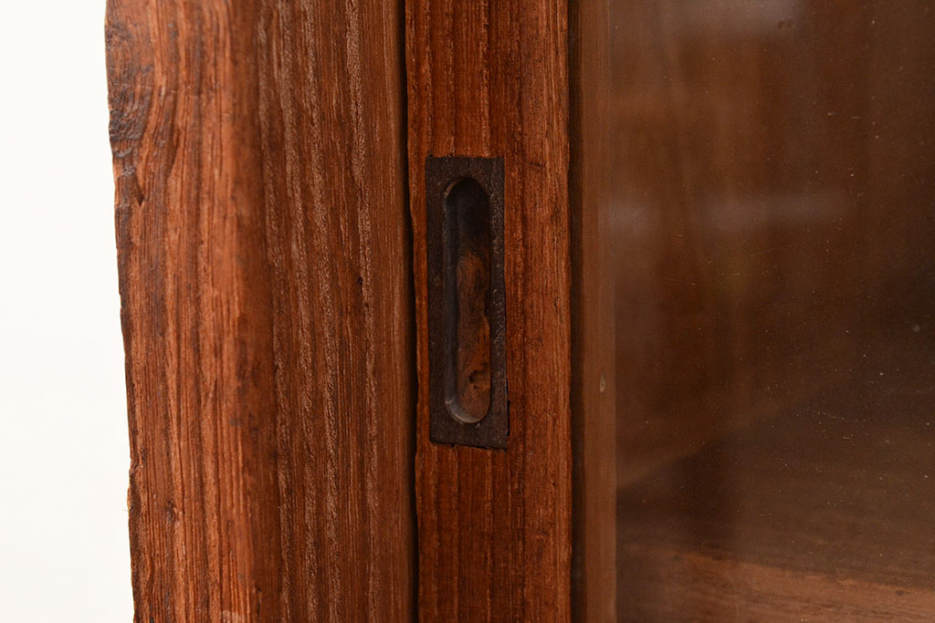 和製アンティーク　使い込まれた木味が素敵な桐材製のガラス戸棚(収納棚、戸棚、キャビネット)(R-047718)