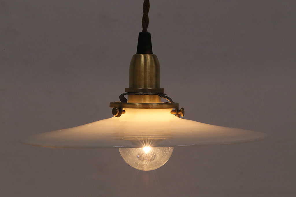 アンティーク照明 平笠シェードのレトロな吊り下げ照明(ペンダントライト、天井照明、電笠)(R-047795) | ラフジュ工房