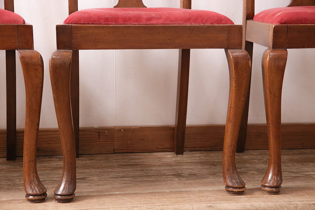 イギリスアンティーク　猫脚がエレガントさを引き立てる、ウォールナット材製のチェア4脚セット(ダイニングチェア、椅子)(R-047832)