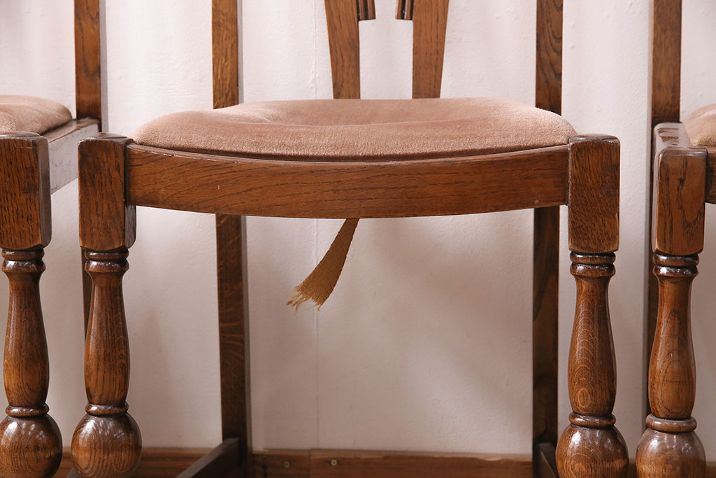 イギリスアンティーク　個性的な背もたれのデザインがお洒落なオーク材のチェア4脚セット(ダイニングチェア、椅子)(R-047834)