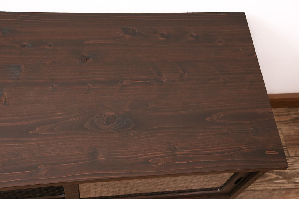 和製アンティーク　当店オリジナルの組子入り引き戸の箪笥ローボード(テレビ台、収納棚、リビングボード)(R-047903)