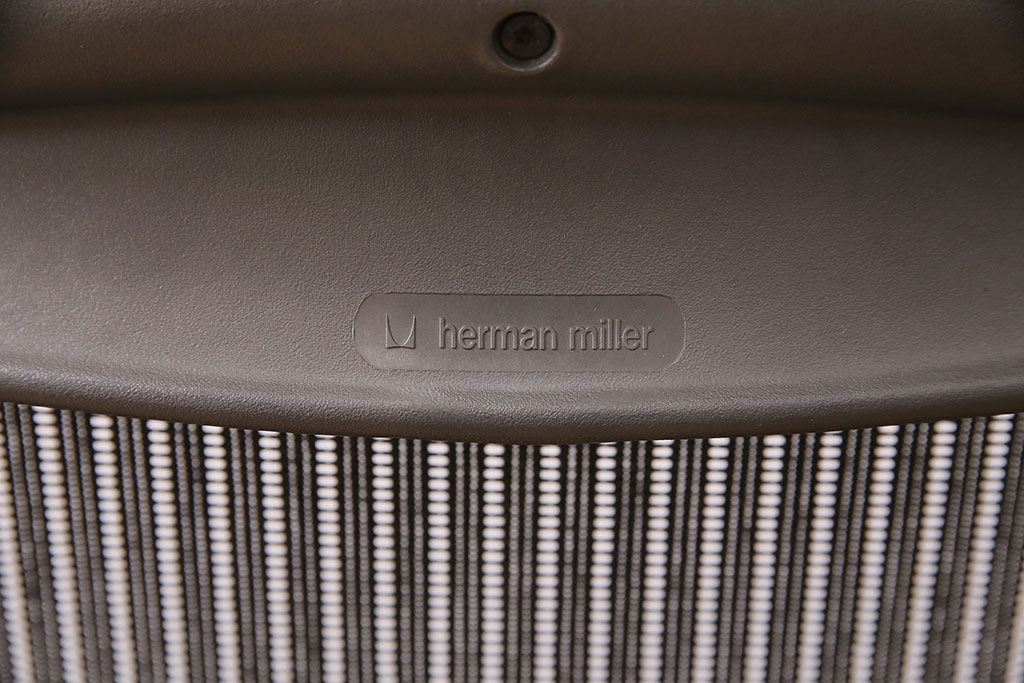 中古　Hermanmiller(ハーマンミラー社)　Bサイズ　ランバーサポート　アーロンチェア(オフィスチェア、椅子、イス)(R-047977)