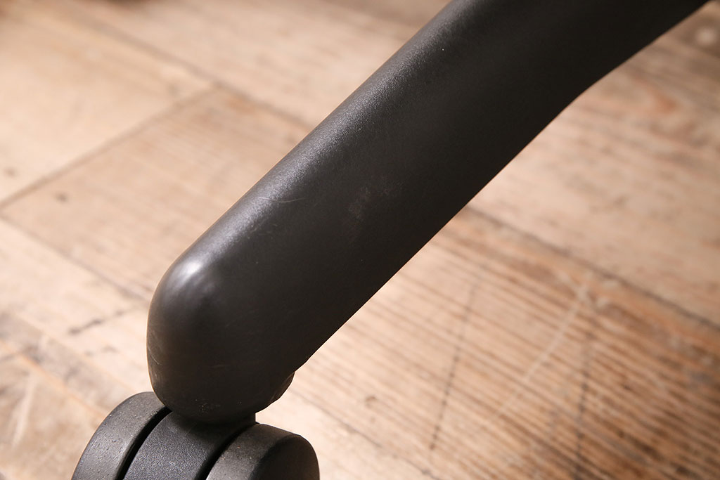 中古　Hermanmiller(ハーマンミラー社)　Bサイズ　ランバーサポート　アーロンチェア(オフィスチェア、椅子、イス)(R-047979)