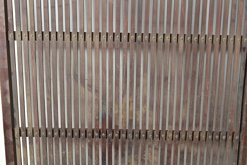 アンティーク建具　細く並ぶ桟がモダンな空間を演出する格子戸2枚セット(引き戸、建具)(R-048034)