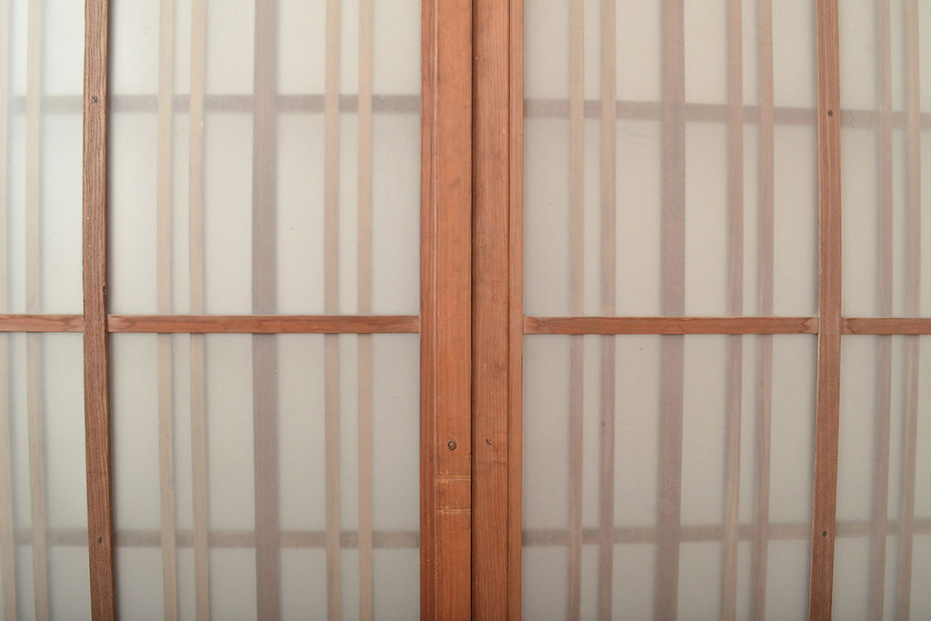 和製アンティーク　ヒノキ材　奥深い味わいが感じられるガラス戸2枚セット(引き戸、玄関戸、建具)(R-048124)