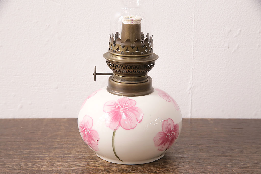 フランスビンテージ　GAUDARD(ガーダード)　ピンクの花が可憐な印象のオイルランプ(火屋、油壷)(R-048165)