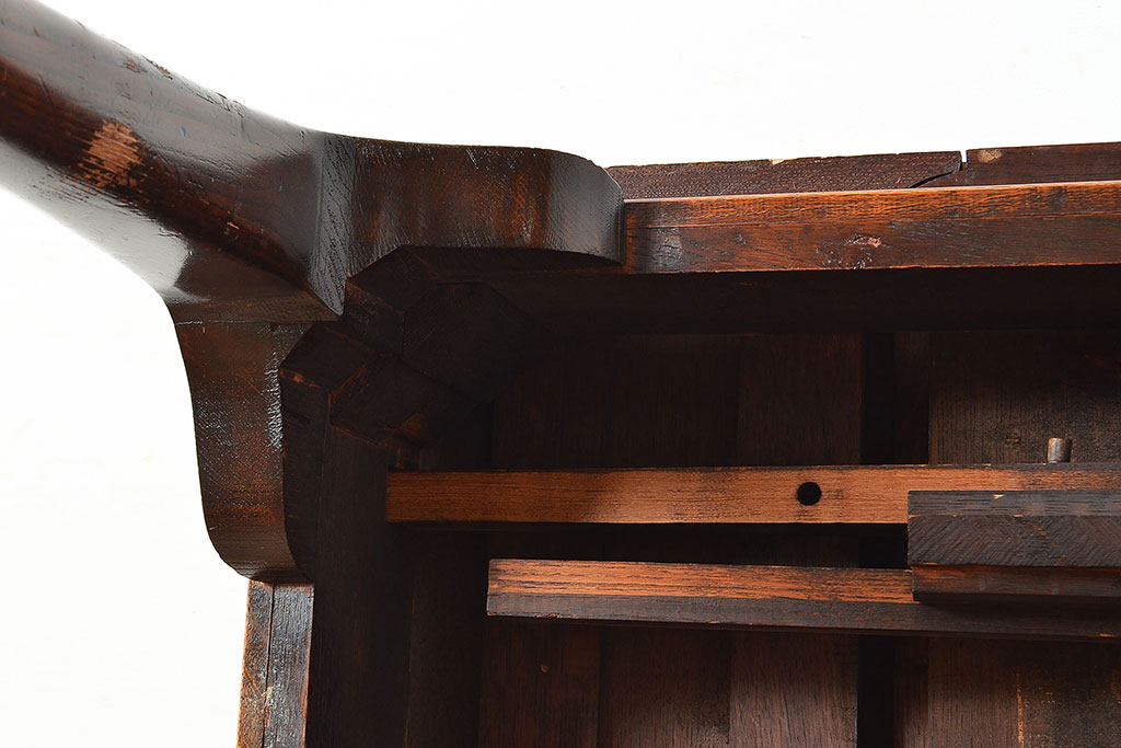 イギリスアンティーク　オーク材　猫脚がお洒落なドローリーフテーブル(エクステンションテーブル、ダイニングテーブル、拡張式テーブル)(R-048187)