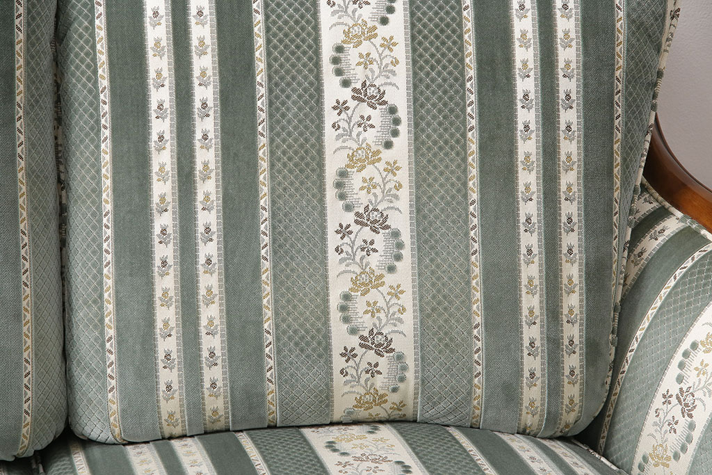 中古　美品　maruni(マルニ木工)　BRITANNIA British classic style　優雅な雰囲気を演出してくれるブリタニアシリーズのソファ(定価約86万円)(3人掛け)(R-048216)