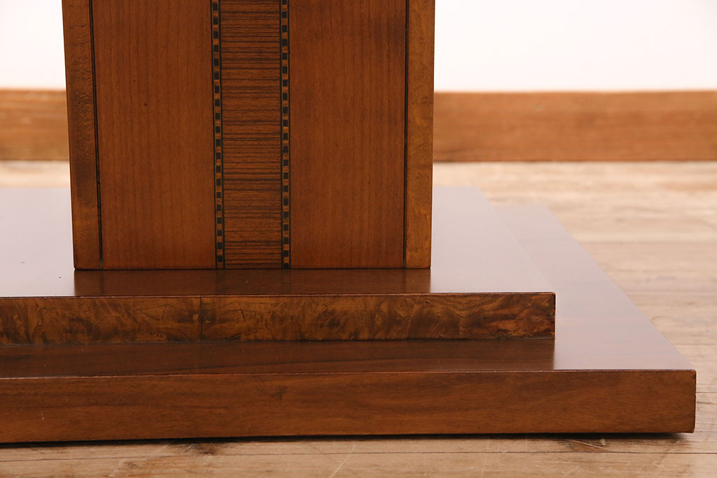 中古　アメリカ製の高級家具!象嵌が施された存在感のあるセンターテーブル(コーヒーテーブル、ローテーブル)(R-048243)