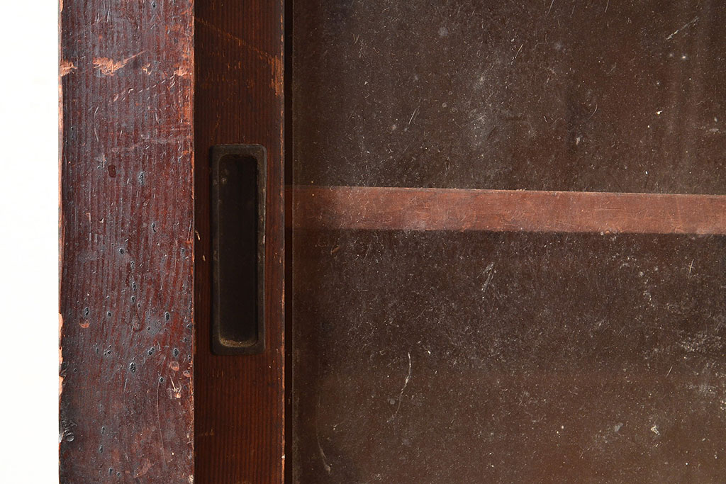 和製アンティーク　前面ヒノキ材　どこか懐かしさを感じる時代の味が魅力的な重ね戸棚(収納棚、食器棚、キャビネット)(R-048345)
