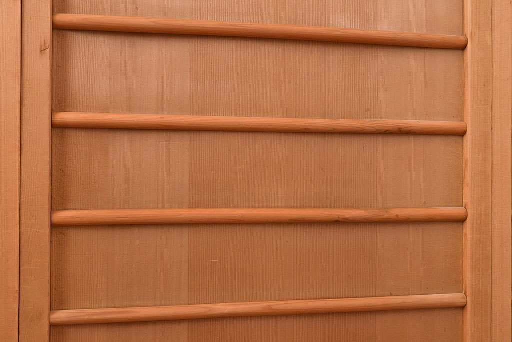 和製アンティーク　温かみのある木の風合いを存分に味わえる舞良戸4枚セット(板戸、帯戸、引き戸、建具)(R-048361)